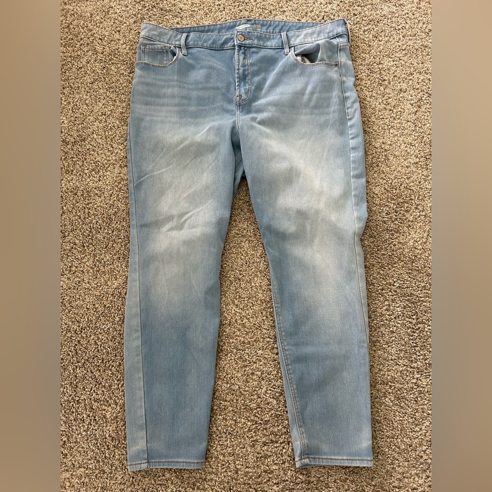 Old Navy Rockstar Super Skinny High Rise Jeans